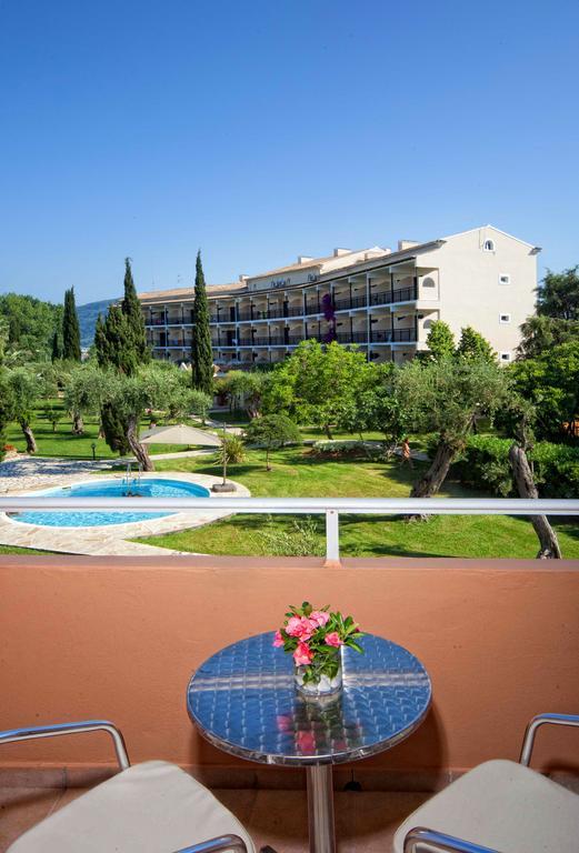 Delfinia Hotel Moraitika Exterior foto