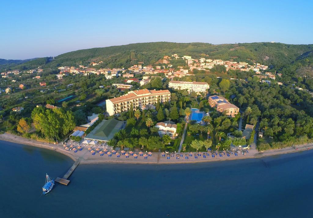Delfinia Hotel Moraitika Exterior foto