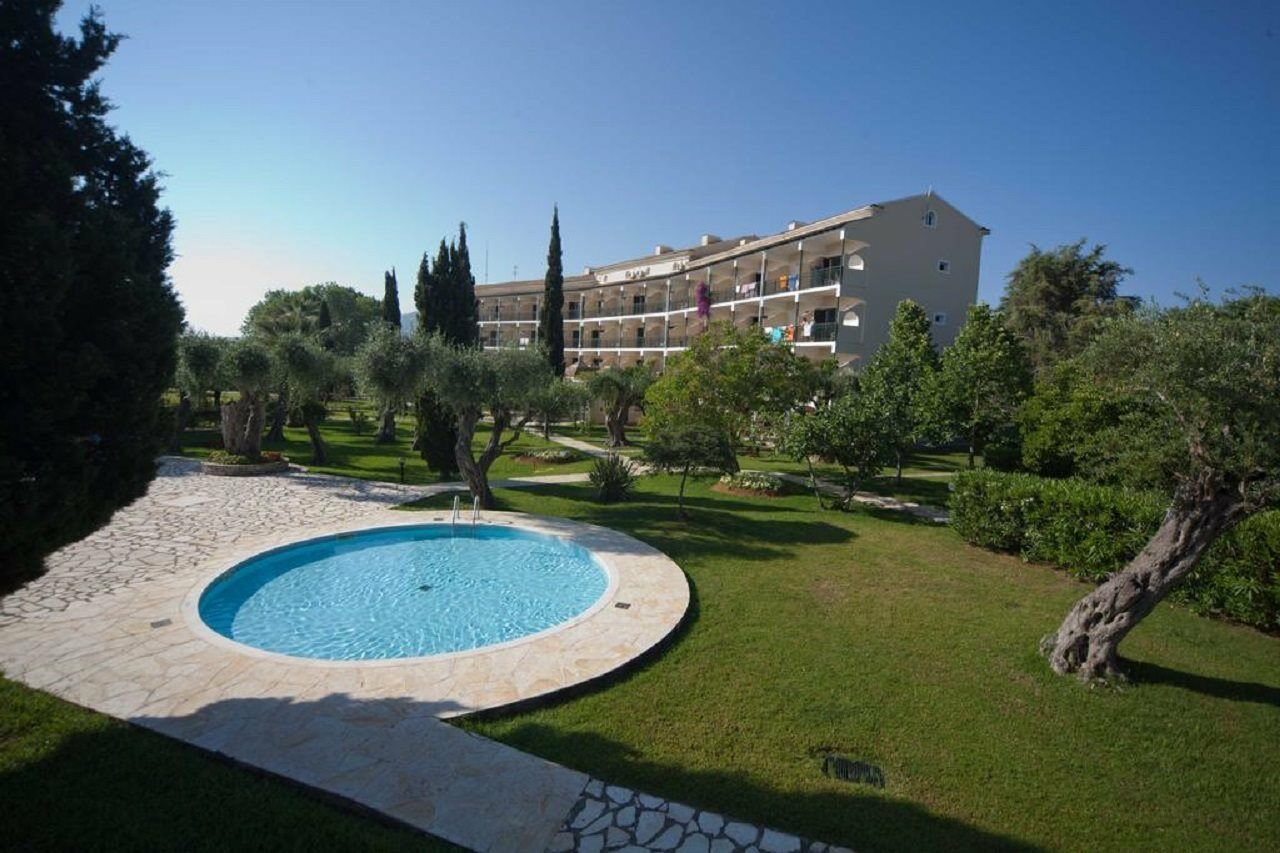 Delfinia Hotel Moraitika Exterior foto